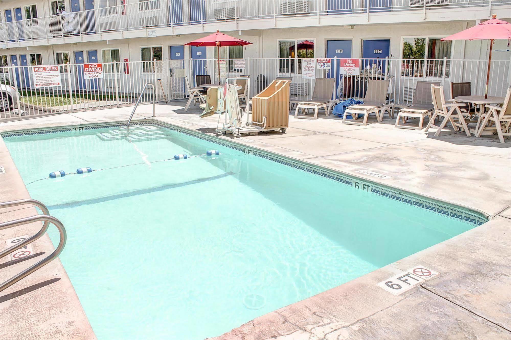 Motel 6-Lancaster, Ca Buitenkant foto
